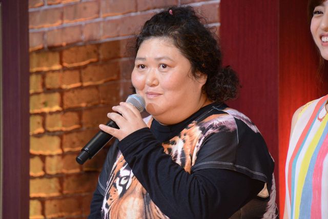 TOKIO松岡の女装姿に女優陣嫉妬！ドラマ「家政夫のミタゾノ」制作発表記者会見フォトギャラリー（12枚目）