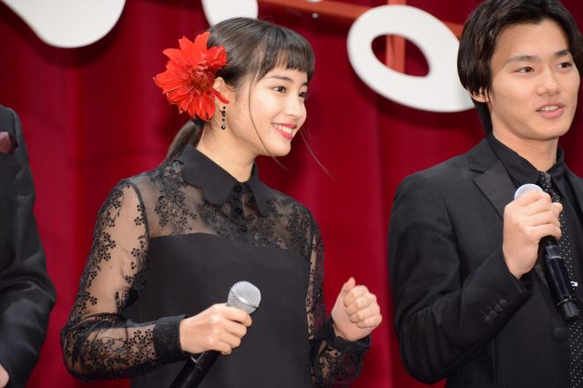 広瀬すずが大事にしたいと思える仲間！野村周平、真剣佑、松岡茉優ら登壇『ちはやふる』完成披露試写会ギャラリー（2枚目）