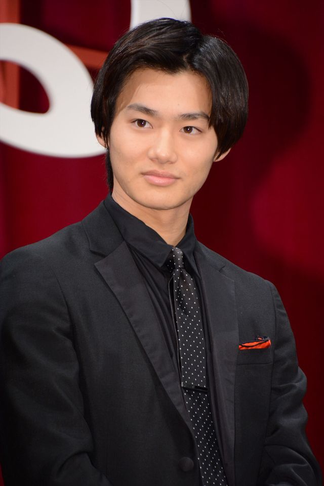 広瀬すずが大事にしたいと思える仲間！野村周平、真剣佑、松岡茉優ら登壇『ちはやふる』完成披露試写会ギャラリー（4枚目）