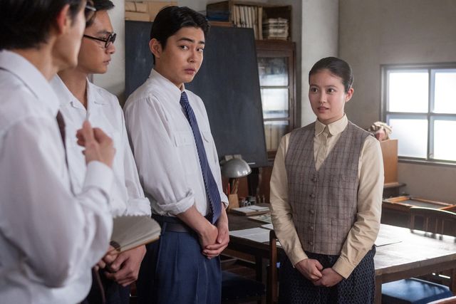 鉄子（戸田恵子）の電話に東海林（津田健次郎）は苦悩…「あんぱん」第16週「面白がって生きえ」第78回（5枚目）