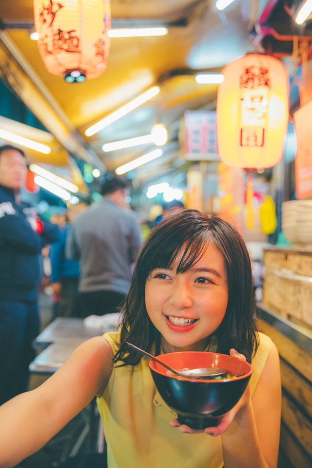 【3枚】艶っぽい…上白石萌歌の初写真集（2枚目）