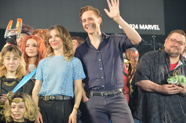 「ロキ」トムヒ＆ソフィアが揃って来日！「大阪コミコン2024」マーベル・スペシャルアワー・ステージ（14枚目）