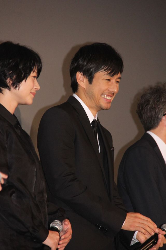 真木よう子＆吉田羊が美脚披露！『脳内ポイズンベリー』初日舞台あいさつ【フォトギャラリー】（4枚目）