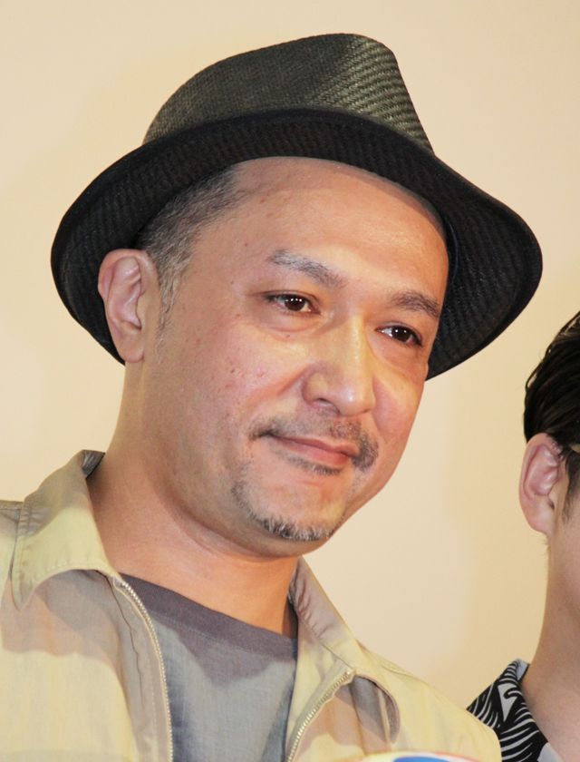 乃木坂46時代にライブでhideっぽく歩いた！生駒里奈『HURRY GO ROUND』初日舞台あいさつ【9枚】（5枚目）