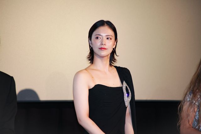 遠藤雄弥、彩凪翔、岩橋玄樹、須田亜香里ら巫女と撮影！『男神』初日舞台挨拶（3枚目）