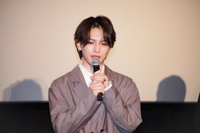 遠藤雄弥、彩凪翔、岩橋玄樹、須田亜香里ら巫女と撮影！『男神』初日舞台挨拶（10枚目）