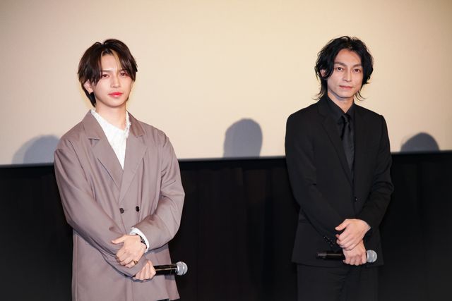 遠藤雄弥、彩凪翔、岩橋玄樹、須田亜香里ら巫女と撮影！『男神』初日舞台挨拶（13枚目）