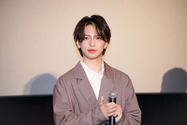 遠藤雄弥、彩凪翔、岩橋玄樹、須田亜香里ら巫女と撮影！『男神』初日舞台挨拶（17枚目）