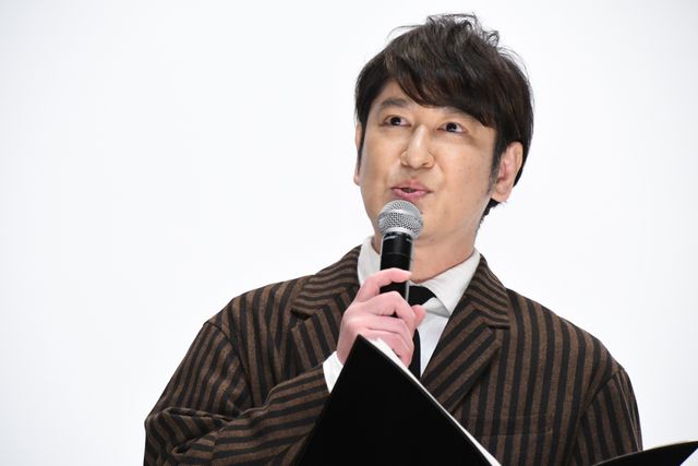 Koki,の真っ赤なドレス姿！『牛首村』初日舞台あいさつ：フォトギャラリー