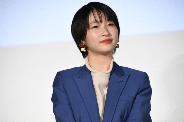 安達祐実・倉科カナ・渡邊圭祐ら登壇『三日月とネコ』完成披露試写会（7枚目）