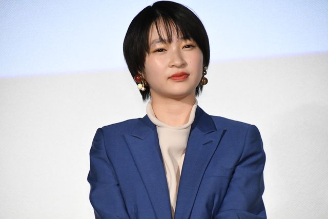 安達祐実・倉科カナ・渡邊圭祐ら登壇『三日月とネコ』完成披露試写会（8枚目）
