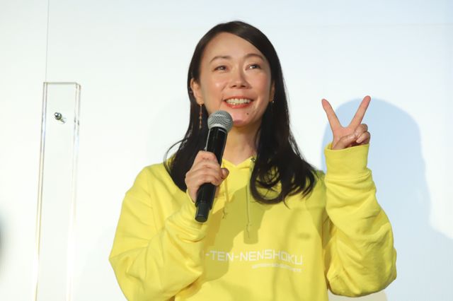 のん、個性的なドレスで登場！『私をくいとめて』お悩み相談付き上映会（8枚目）