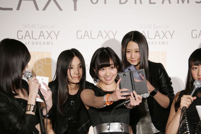 SKE珠理奈が胸元強調のセクシー衣装で登場！フォトギャラリー（16枚目）