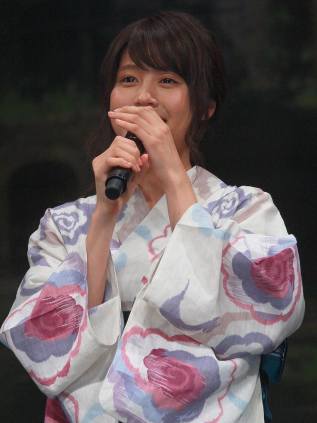 浴衣姿の有村架純が涙…『思い出のマーニー』完成披露試写会フォトギャラリー：フォトギャラリー