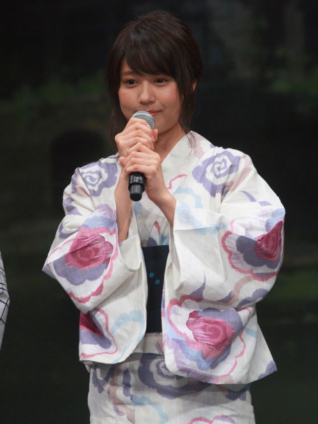 浴衣姿の有村架純が涙…『思い出のマーニー』完成披露試写会フォトギャラリー（4枚目）