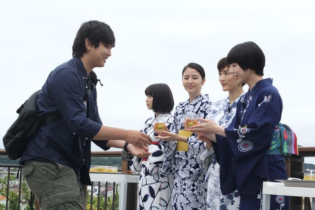 綾瀬、長澤ら4姉妹が浴衣姿で勢ぞろい！『海街diary』大ヒット祈願イベント（6枚目）