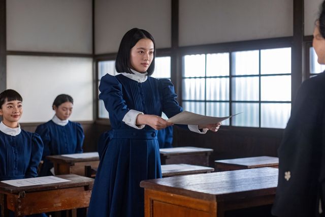 【画像12枚】朝ドラ「風、薫る」りん（見上愛）たちは卒業式を迎えるが…第59回場面写真（2枚目）