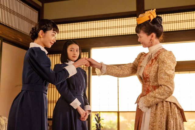 【画像12枚】朝ドラ「風、薫る」りん（見上愛）たちは卒業式を迎えるが…第59回場面写真（4枚目）