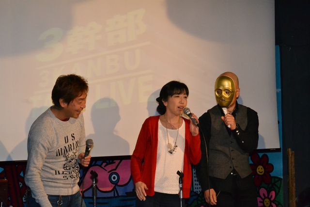 『スター・ウォーズ』C-3PO役の岩崎ひろし、初のトークライブでプロの技を披露！　画像ギャラリー：フォトギャラリー