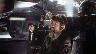 トム・スケリットさん93歳で死去　『トップガン』ヴァイパー教官役、『エイリアン』ダラス船長役など