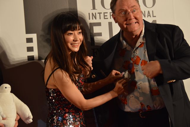 菅野美穂がベイマックスにギュッ！東京国際映画祭レッドカーペット写真ギャラリー＜その2＞（20枚目）