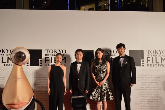 菅野美穂がベイマックスにギュッ！東京国際映画祭レッドカーペット写真ギャラリー＜その2＞（42枚目）