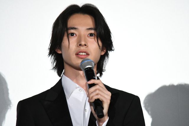 仲睦まじい山崎賢人＆吉沢亮！『キングダム』初日舞台あいさつ（7枚目）