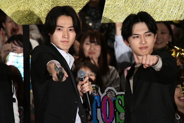 仲睦まじい山崎賢人＆吉沢亮！『キングダム』初日舞台あいさつ（52枚目）