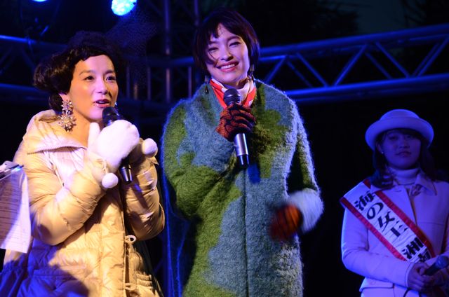 映画『海月姫』と江の島シーキャンドルがコラボ　展望灯台が天空に輝くクラゲにライトアップ　画像ギャラリー（8枚目）