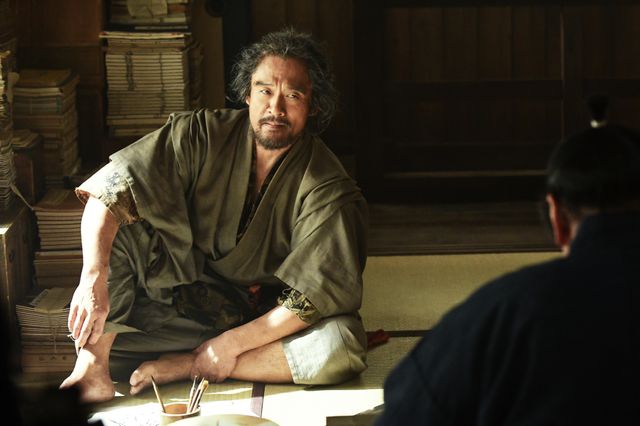 美しすぎる女装姿も…映画『八犬伝』迫力溢れる場面写真（5枚目）