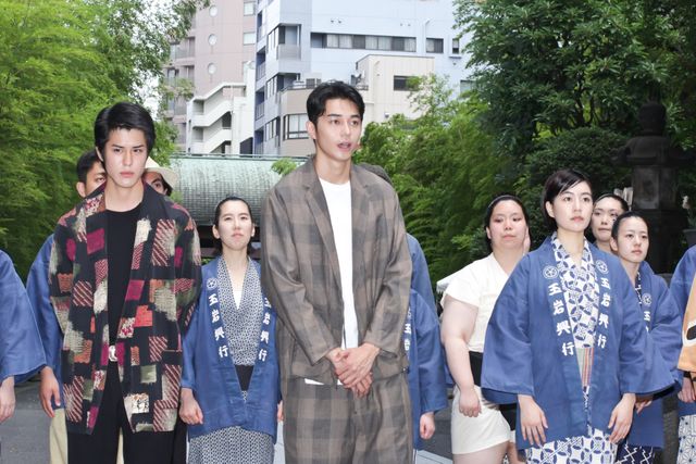 木竜麻生、東出昌大、寛一郎『菊とギロチン』ヒット祈願へ（3枚目）