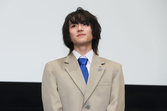 押田岳、奥野壮らの制服姿！『仮面ライダージオウ NEXT TIME ゲイツ、マジェスティ』完成披露舞台あいさつ（10枚目）