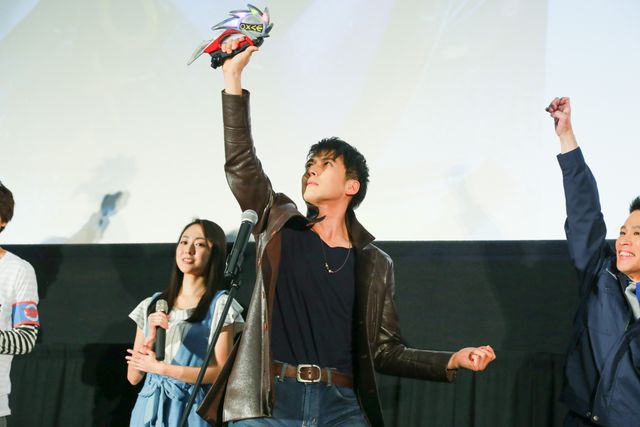 ウルトラマンオーブにはエピソード10構想あり!?『劇場版　ウルトラマンオーブ　絆の力、おかりします！』初日舞台あいさつフォトギャラリー：フォトギャラリー