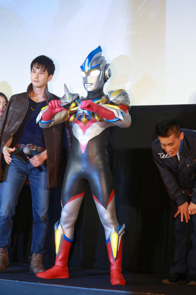 ウルトラマンオーブにはエピソード10構想あり!?『劇場版　ウルトラマンオーブ　絆の力、おかりします！』初日舞台あいさつフォトギャラリー（6枚目）