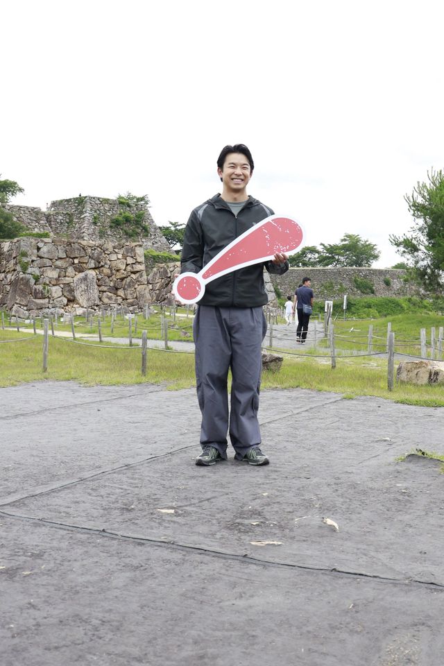仲野太賀、豊臣秀長ゆかりの兵庫県・竹田城跡訪問（5枚目）