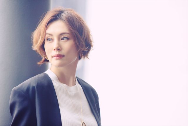 圧倒的なスタイル！米倉涼子「新聞記者」インタビューカット集（5枚目）