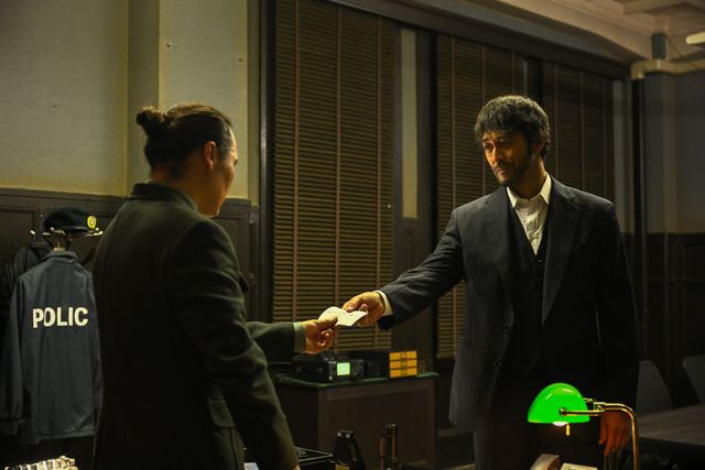「VIVANT」佐野公安部長が“真実”を明かす…第15話場面写真（ネタバレあり）（25枚目）