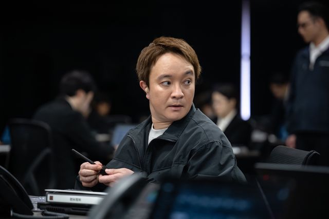「VIVANT」佐野公安部長が“真実”を明かす…第15話場面写真（ネタバレあり）（33枚目）