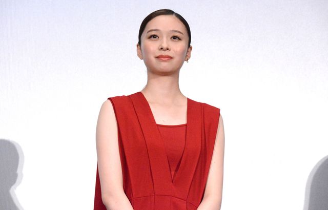 八木勇征が福本莉子をエスコートのサプライズ！『隣のステラ』完成披露舞台挨拶（16枚目）