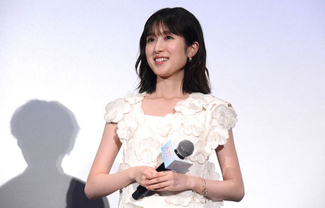 八木勇征が福本莉子をエスコートのサプライズ！『隣のステラ』完成披露舞台挨拶（28枚目）