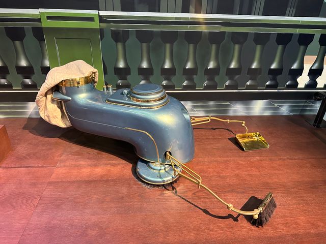 世界初！ハリー・ポッター「魔法省」の巨大セットが東京に（7枚目）