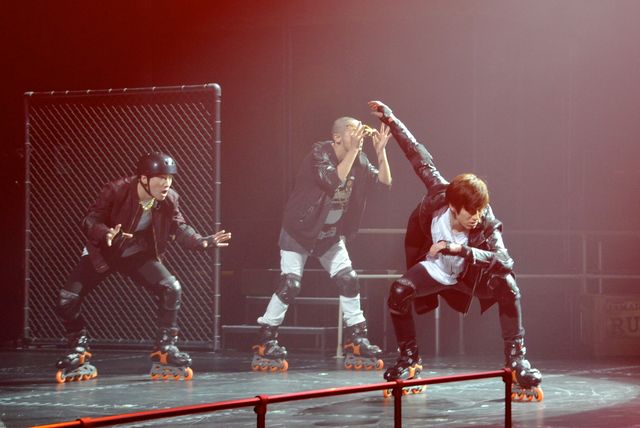 東風万智子、少年隊・錦織一清のもとで猛特訓！（2枚目）