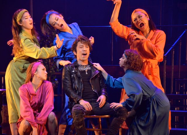 東風万智子、少年隊・錦織一清のもとで猛特訓！（10枚目）