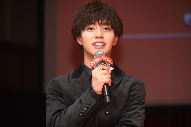 眞栄田郷敦のポーズがカワイイ！映画『カラダ探し』ジャパンプレミア（7枚目）