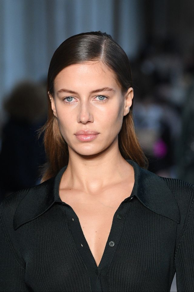 ドイツ人モデルのニコール・ポトゥラルスキー：フォトギャラリー