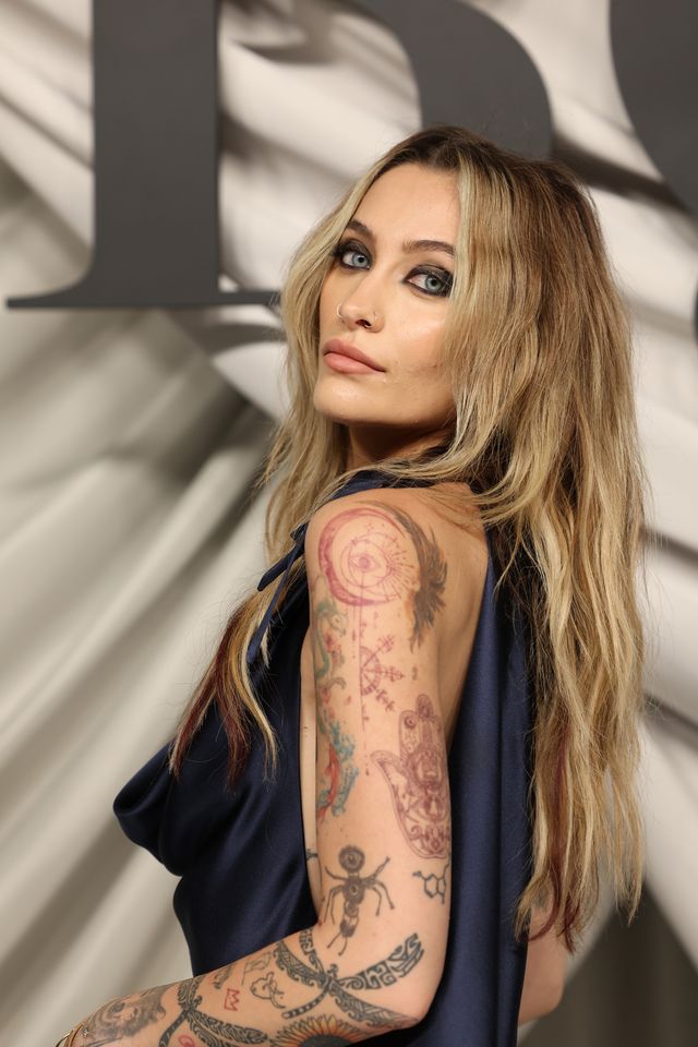 タトゥーいっぱい！パリス・ジャクソン（5枚目）