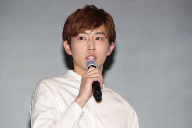 長澤まさみと謎の美女？ 正体はあのイケメン俳優だった！（2枚目）