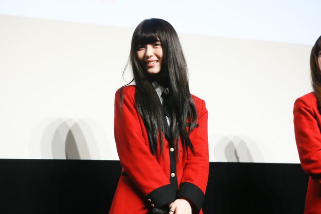 浜辺美波、高杉真宙、森川葵が劇中衣装で登場！「賭ケグルイ」ブルーレイ＆DVD発売記念イベント（2枚目）