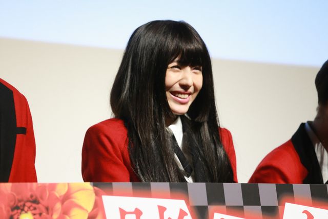 浜辺美波、高杉真宙、森川葵が劇中衣装で登場！「賭ケグルイ」ブルーレイ＆DVD発売記念イベント（6枚目）