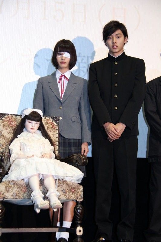 『告白』の美少女、橋本愛が眼帯で登場！ 主演映画『アナザー Another』を「ぜひ楽しんで」画像ギャラリー（5枚目）